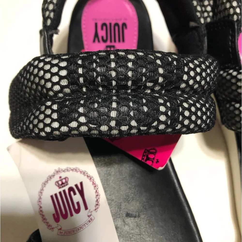 Juicy Couture N.W.T. Women's Black Mesh Sport Sandals Pink Insole Size‎ 11 M.